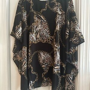 Slim Factor by Investments Black Top with Gold Chain and Animal Pattern.